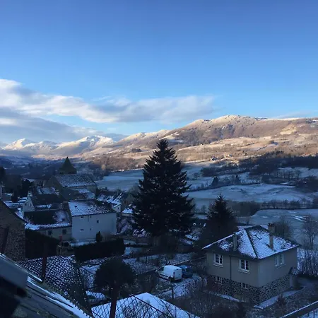 Le Grand L De La Vallee Cheylade